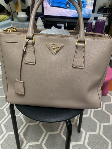 prada saffiano lux bn2274|prada saffiano double zip review.